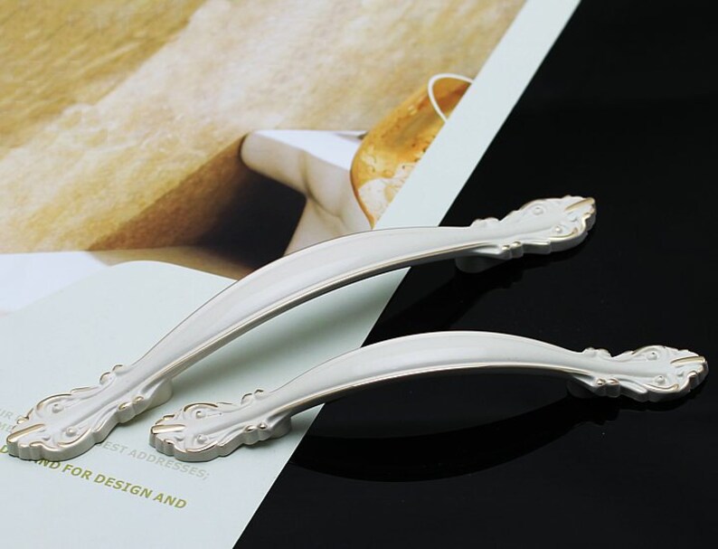 3.755shabby Chic Dresser Drawer Pulls Handles Etsy