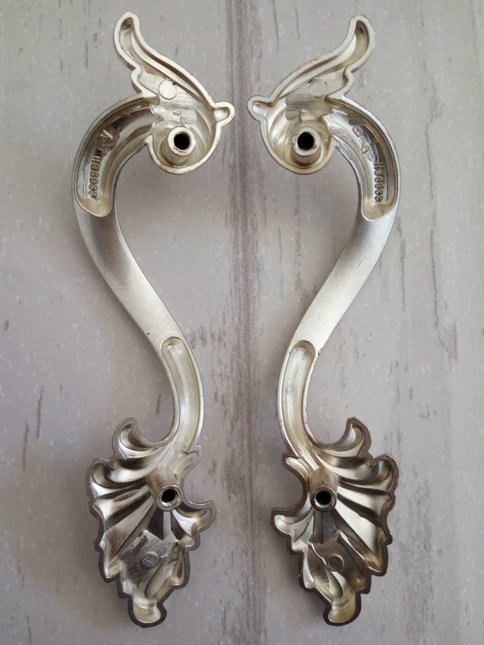 3 Vintage Style Cabinet Door Handles Pulls Antique - Etsy