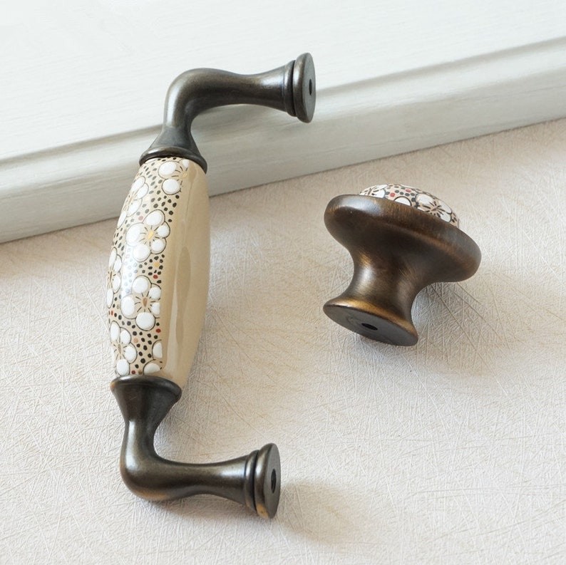 3.75 5 Kitchen Cabinet Handle Ceramic Knobs Pulls Flower Dresser Drawer Pulls Handles Knobs Antique Brass Brown White Handle 96 128 mm zdjęcie 5