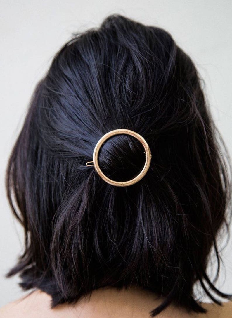 Gold or Silver circle hair clip, Metal, Minimalist Hair Clip, Accessory, Geometric Hair Clip, Hair Barrette, Stylish Hair Clip image 3