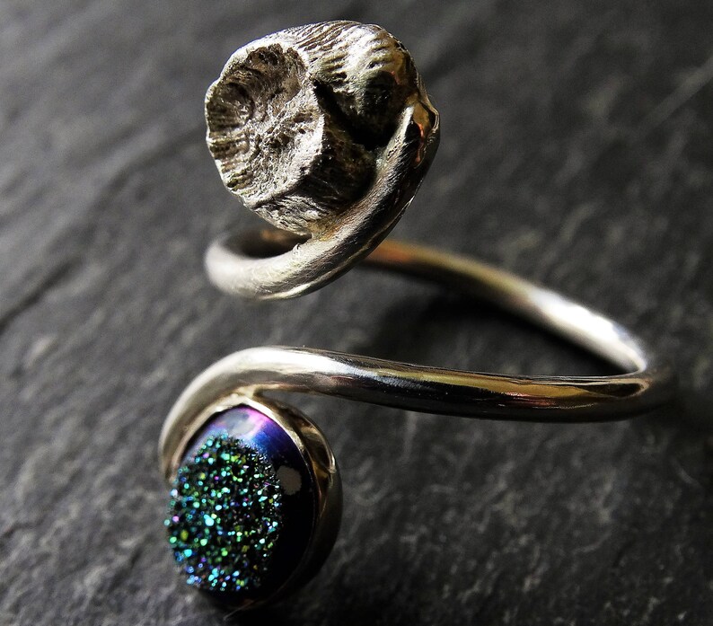 Adjustable ring Druzy resizeable gemstone ring titanium druzy shell ring peacock druzy ring Handmade ring silver shell ring