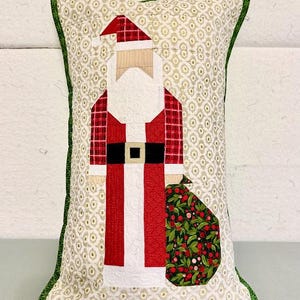 12 Days of Christmas Quilt Block Sampler Book image 2