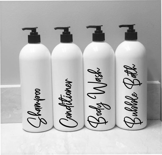 Mockup di bottiglia dispenser per shampoo cosmetico bianco elegante ed  elegante