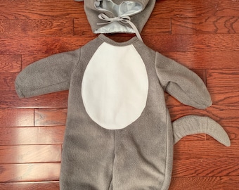 Mouse Costume Neck to Heel 23" (Trap not included)