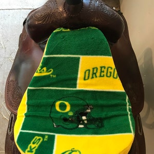 Tush Cush, Oregon Ducks Western Saddle Cushion, NON Slip, washable