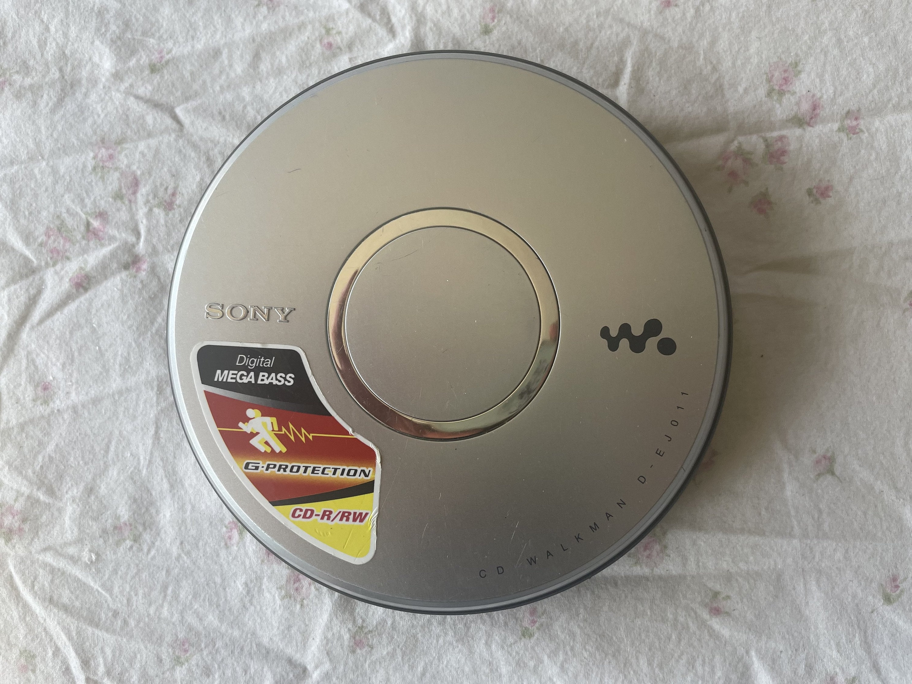 Sony DEJ011 Portable Walkman CD Player (Discontinued
