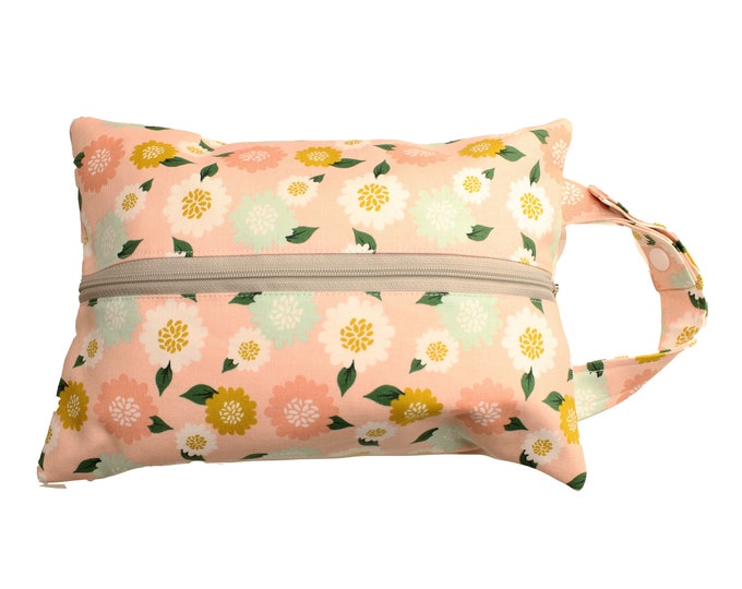 The Ellaria Wipe Holder Pink Floral