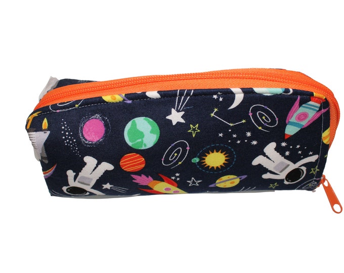 The Hold Em & Fold Em Pouch Astronaut in Space