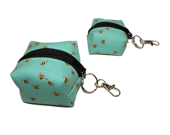 Cube Pouch Teal Bee