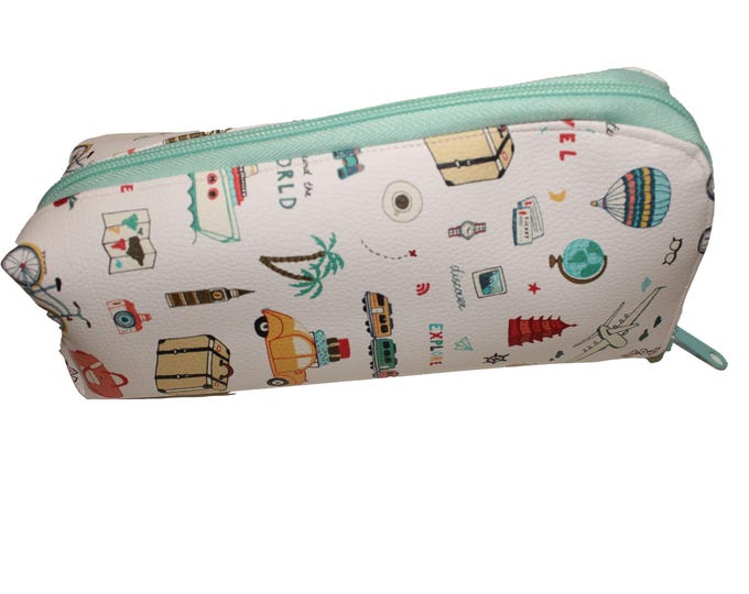 The Hold Em & Fold Em Pouch Vacation Vibes Pebbled Vinyl