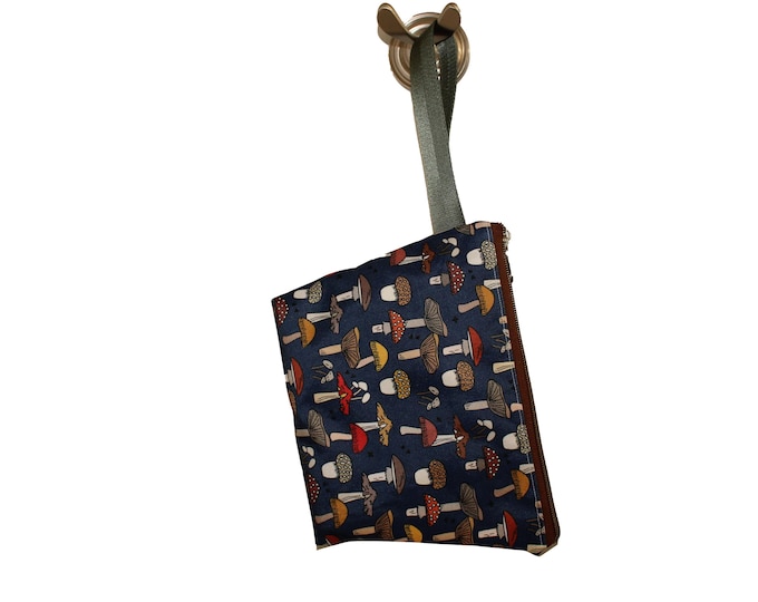 The Vernie, Water Resistant Clutch Mushrooms