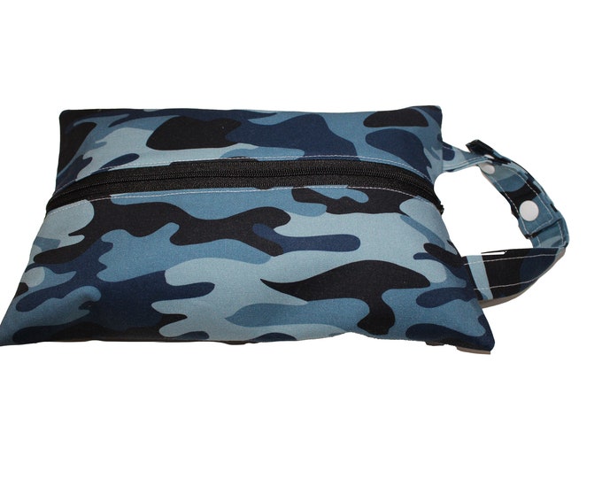 The Ellaria Wipe Holder Blue Camo