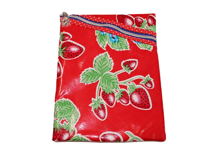 Tablet Case / Book Sleeve Vintage Style Oil Cloth