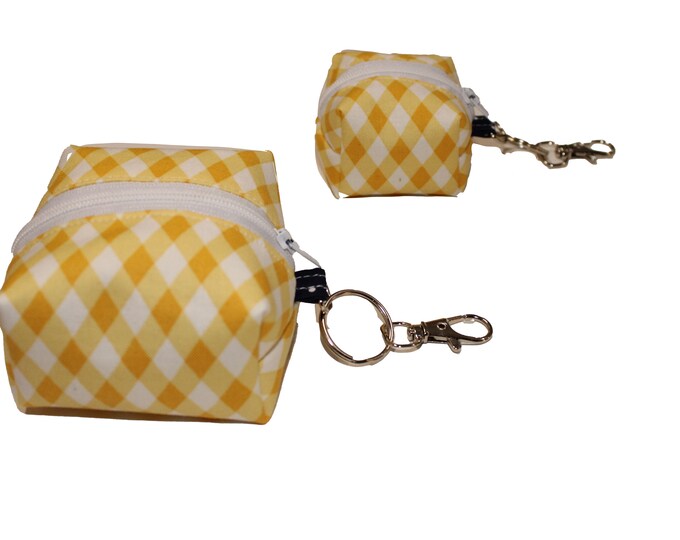 Cube Pouch Yellow Gingham