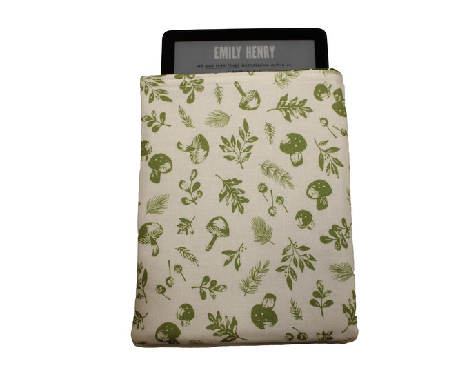 Kindle Slip In Pouch Mushrooms on Cream