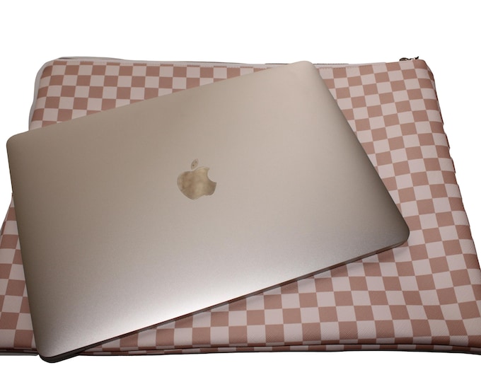 Laptop Case Pebbled Vinyl Pink Checkers