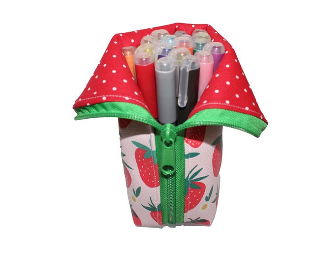The Hold Em & Fold Em Pouch Strawberries Pebbled Vinyl