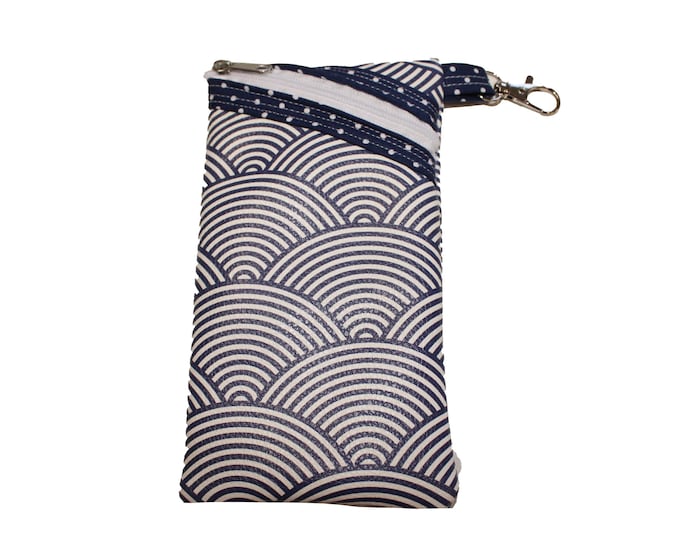 Sunglass / Eyeglass Case Pebbled Vinyl Navy Arches