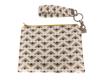 Cream Bee Carly Wristlet