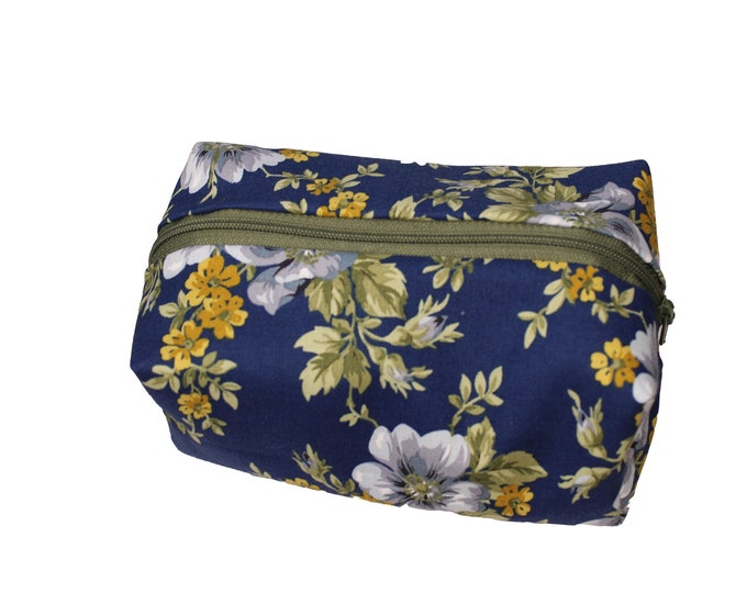 Many Blue  Floral Cosmetic Case