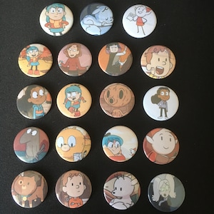 Geïnspireerd door Hilda! Knoopbadges! Speld-badges! 25mm! 38mm! Alfar! Takje! Kaisa! David! Fred! Boswachter! Peper! Geweldige raaf! Wauw! Marra!
