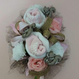 Squirrel silk baby sock corsage
