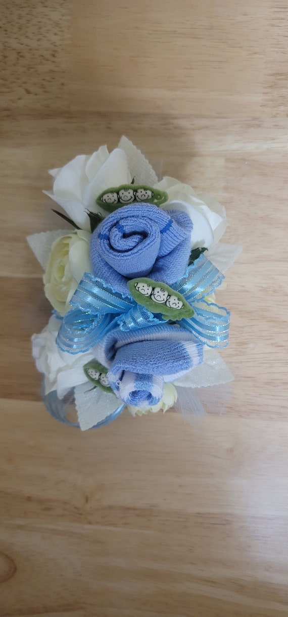 Peas in a Pod Baby Corsage AND Bout to Match