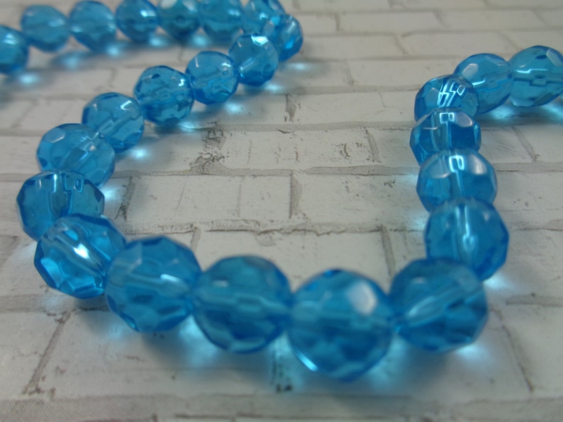 39 Turquoise Blue Faceted Round Glass Beads 8mm Translucent Faceted Blue Clear Round Shiny Faceted Blue Glass Crystal Clear Beads #S3272