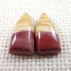 2 Pcs Indo Jasper Cabochons - Matching Pair Triangle Cabs No Hole Smooth Bubbly Polished Stones - Cream Maroon Cabochons Indo Jasper #S5681