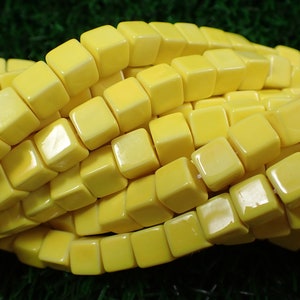 SALE - 96 Pcs Yellow Vintage Japanese Cube Beads - Bright Large Shiny Cubes - 7mm Smooth Finish Plastic Cube Beads - Vintage Japanese #K1032