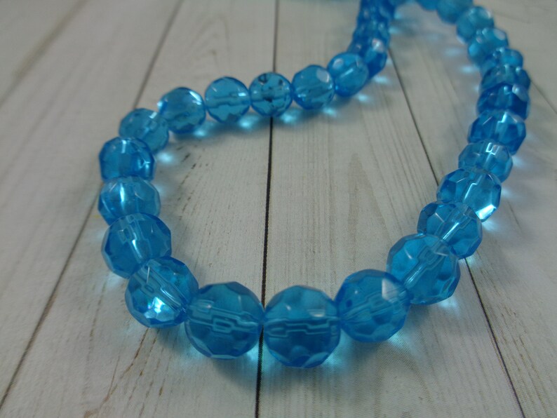 39 Turquoise Blue Faceted Round Glass Beads 8mm Translucent Faceted Blue Clear Round Shiny Faceted Blue Glass Crystal Clear Beads #S3272