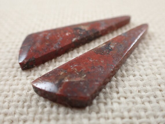 Red Black Gray White Agate #S5655 2 Pcs Red Moss Agate Stone Cabochons No Hole Smooth Polished Natural Stones Matching Pair Triangles