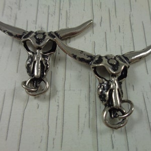 1 Piece Silver Bull Skull Pendant - Pewter Silver Head Pendant - 31x36x8mm Bottom Loop - Bull Horns Pendant - Silver Skull Pendant #S4985