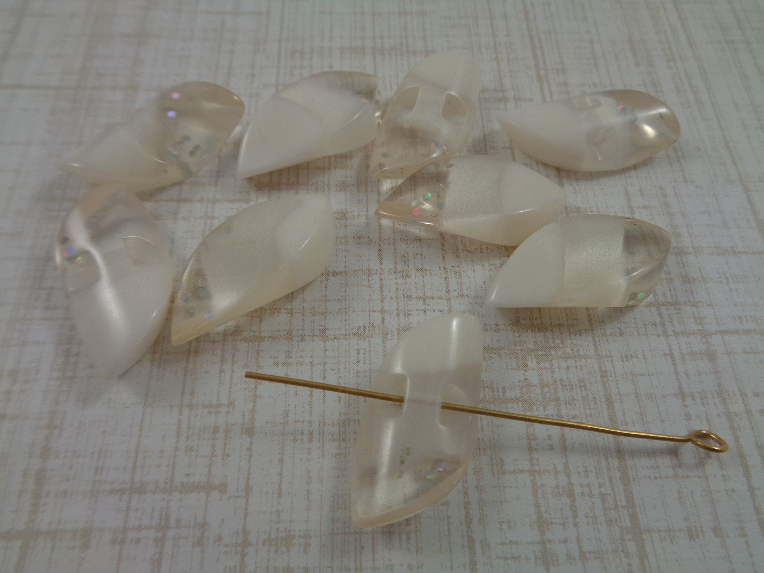 2 White Glitter Buttons 25x13x6mm Rectangle Rounded Clear | Etsy