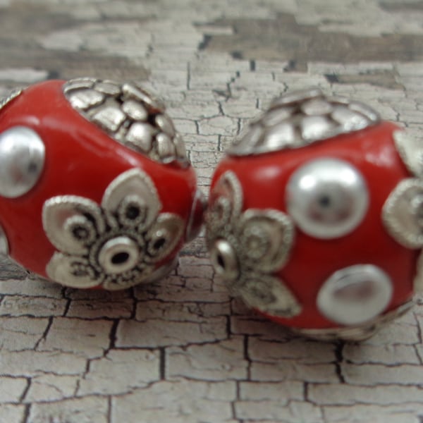 1 Red Silver Clay Metal Large Round Beads 20mm Large Red Silver Indonesian Bali Beads Bohemian Clay Beads Red Silver Flower #S3775