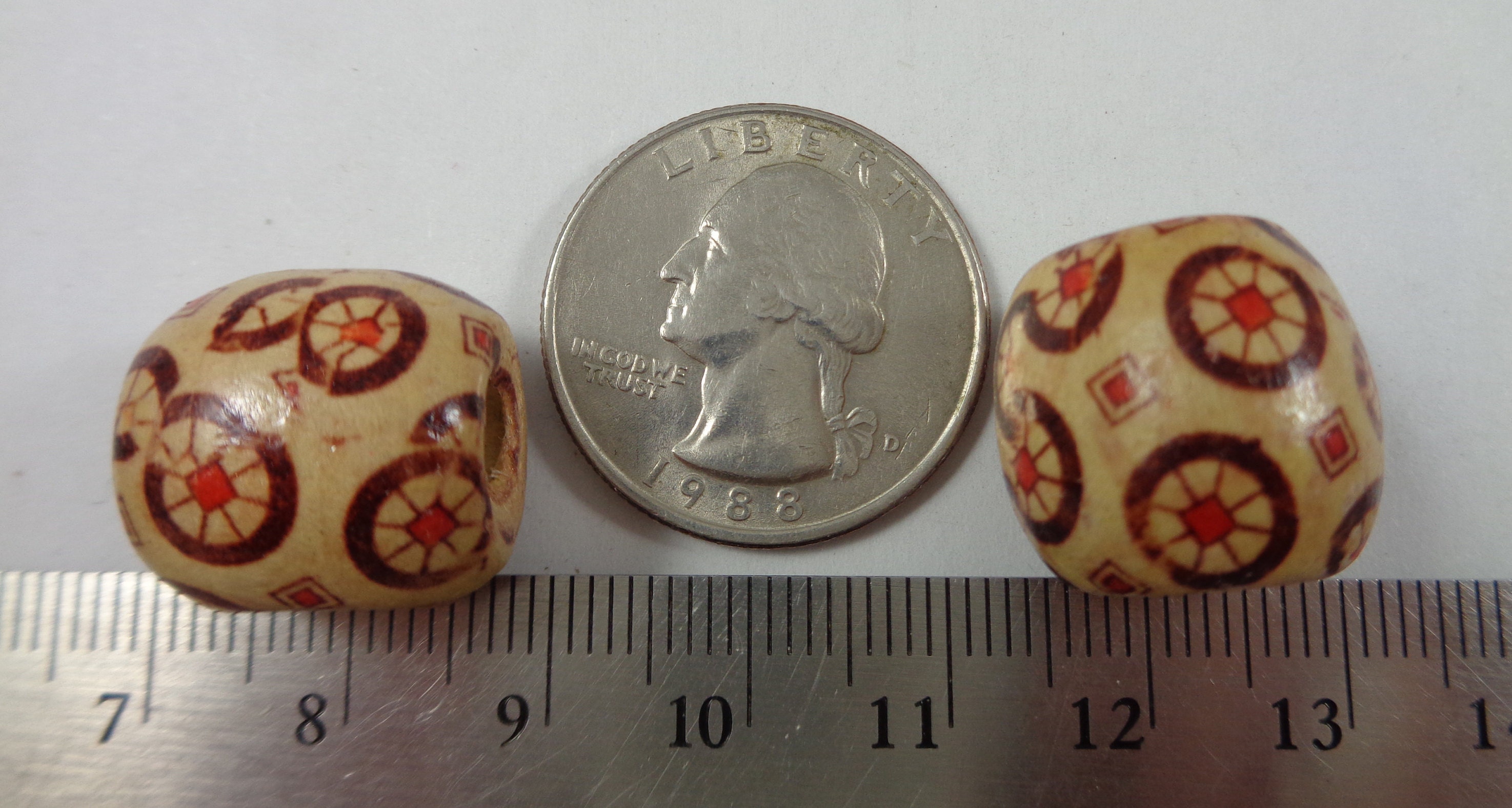 12 gran redondo patrón geométrico pintado cuentas de madera | Etsy