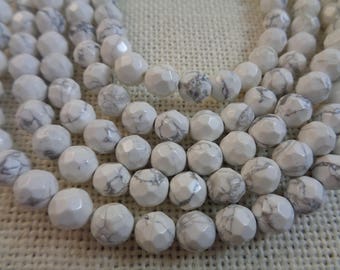 8 Bright White Faceted Round Beads 8mm Round Opaque White Beads Gray Silver Accents Howlite Stone Beads White Gray Faceted Round #S1469