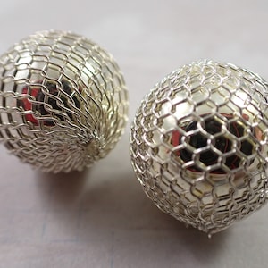 2 Pcs Silver Metal Beads - Round Netting Textured - 20mm Silver Metal Beads - Lightweight Metal Beads - Silver Netting Metallic Beads #S6193
