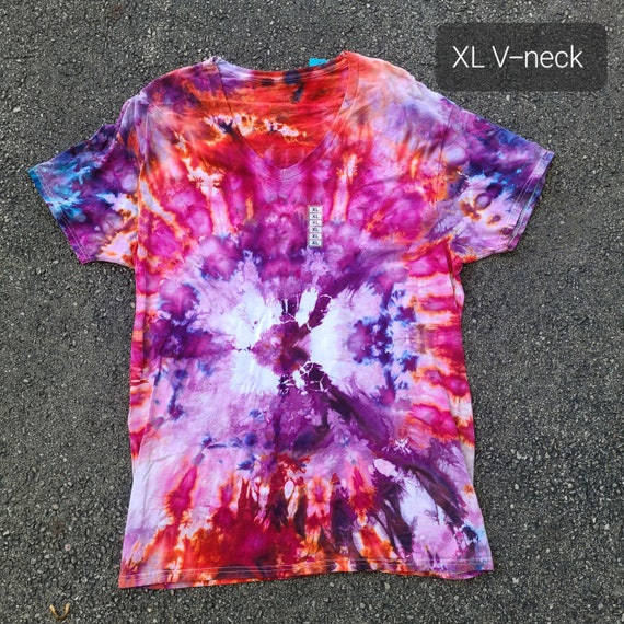 Handmade Tie Dye XL V-neck Tie Dye Shirt One of a Kind