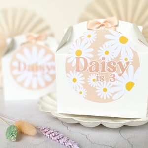 Children’s Party Box | PEACH DAISY | Personalised kids luxe picnic meal boxes