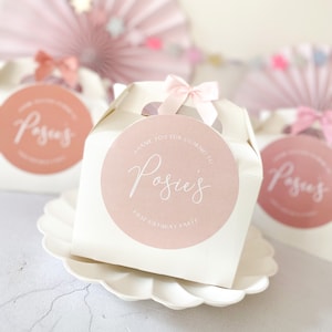 Personalised Childrens Gift Box | SIMPLE GIRLS BIRTHDAY | Kraft thank you party boxes Party Gift Bag with Bow