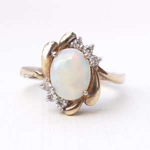JOCELYN - Vintage 0.15ct Opal & Diamond Ring