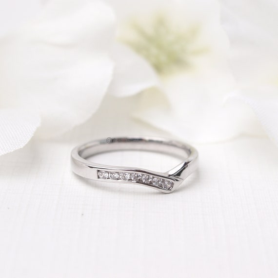 platinum wishbone wedding ring