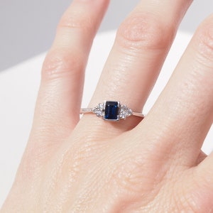 ORSA Sapphire Diamond Engagement Ring, Knife Edge Diamond Ring, Engagement Ring, Vintage Engagement image 4