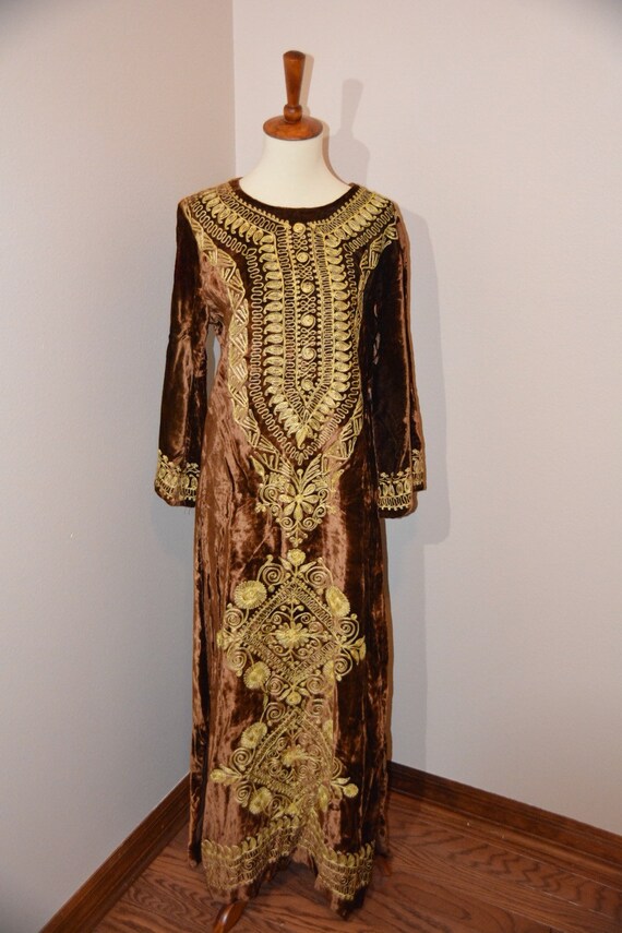 1970s Velvet Embroidered Caftan Kaftan