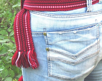 Cinturón TEJIDO ROJO Cinturón ancho para camisa Cinturón fajín Algunos matices de rojo Estilo hippie o boho Cinturón para camisa, vestido, jeans o como asa de bolso