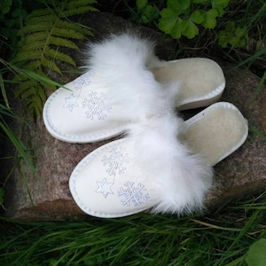 Witte leren damesslippers Leuke winter vrouwen bontslippers Warme pantoffels voor vrouwen Leren thuisschoenen kerstcadeau Maat VS 7-7,5 EU 38