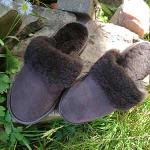 Women pure sheepskin mules slippers Warm fur slippers Women Fur slides Gorgeous Christmas gift for her Leather fur shoes Size us 7.5-8  eu38