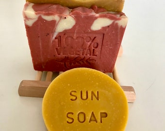 Red set. Set of Natural Soaps with Bamboo Soap Dish - Gift Set - Artisanal Herbal Olive Oil Soap - Valentine's Day