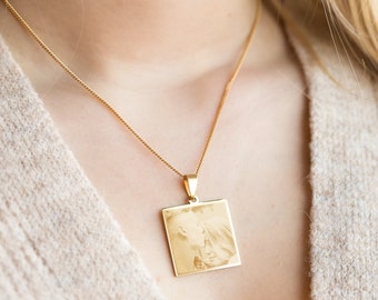 Personalized Necklace with Photo - Handmade Square Pendant with Picture - High Quality Mother's Day Jewelry gift for her - Gold